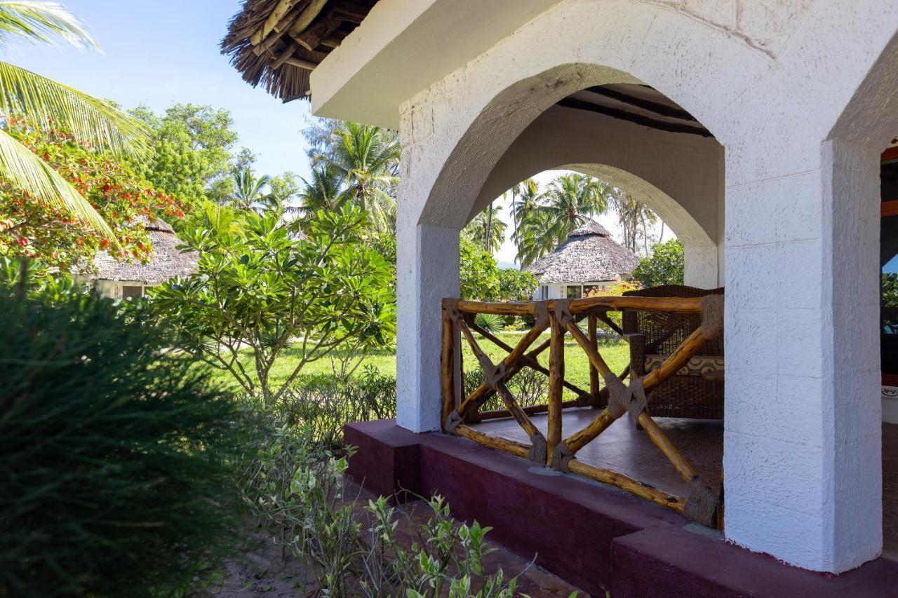 F-Zeen Boutique Hotel Zanzibar Uroa Exterior photo